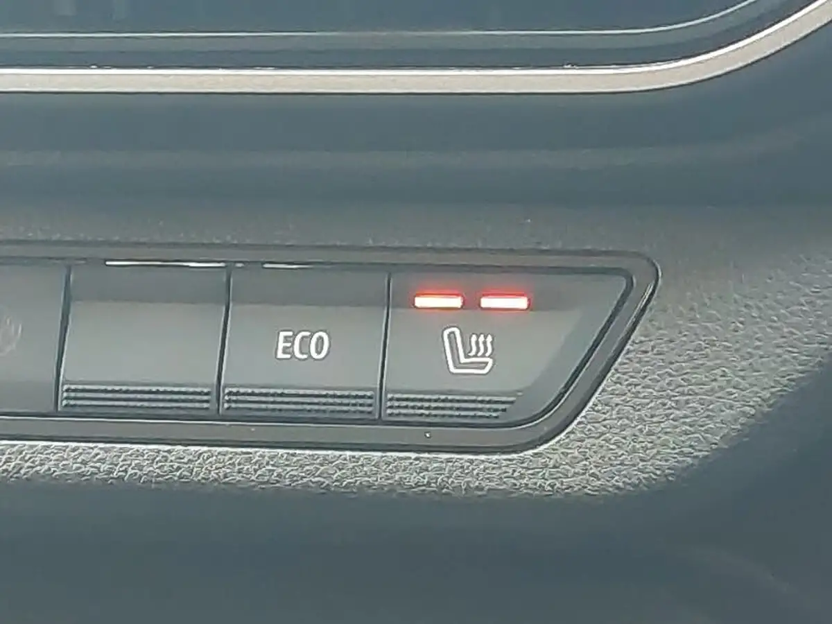 2024-dacia-jogger-16-tce-extreme-big-14