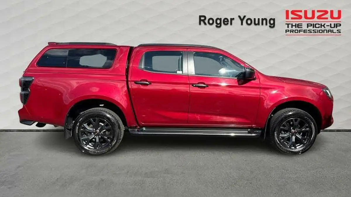2024-isuzu-d-max-19td-v-cross-steel-edition-auto-big-4