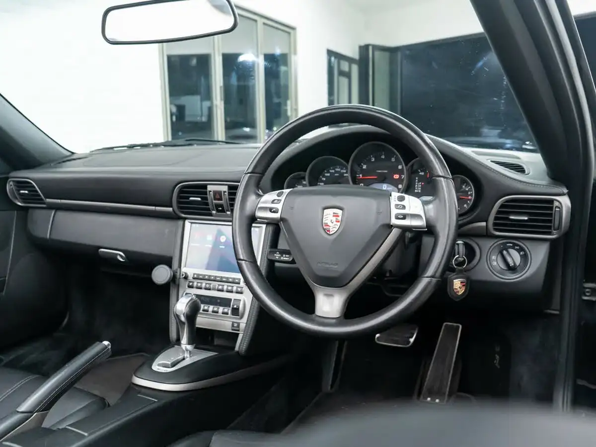 2008-porsche-911-36-carrera-4-tiptronic-s-cabriolet-big-5