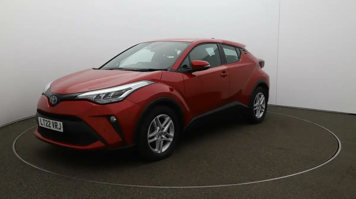 2022-toyota-c-hr-18-vvt-i-icon-big-3