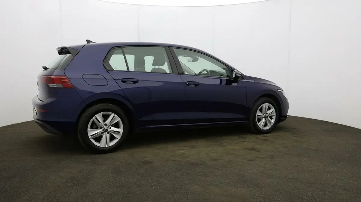 2022-volkswagen-golf-15-tsi-life-130ps-hatchback-big-54