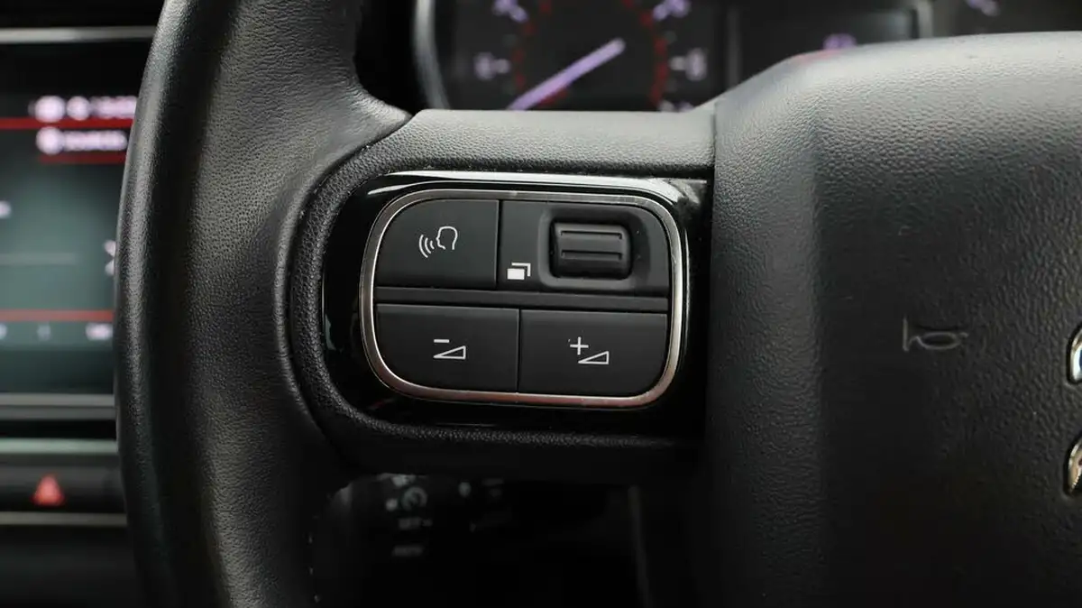 2020-citroen-c3-aircross-12-puretech-flair-110ps-ss-big-21