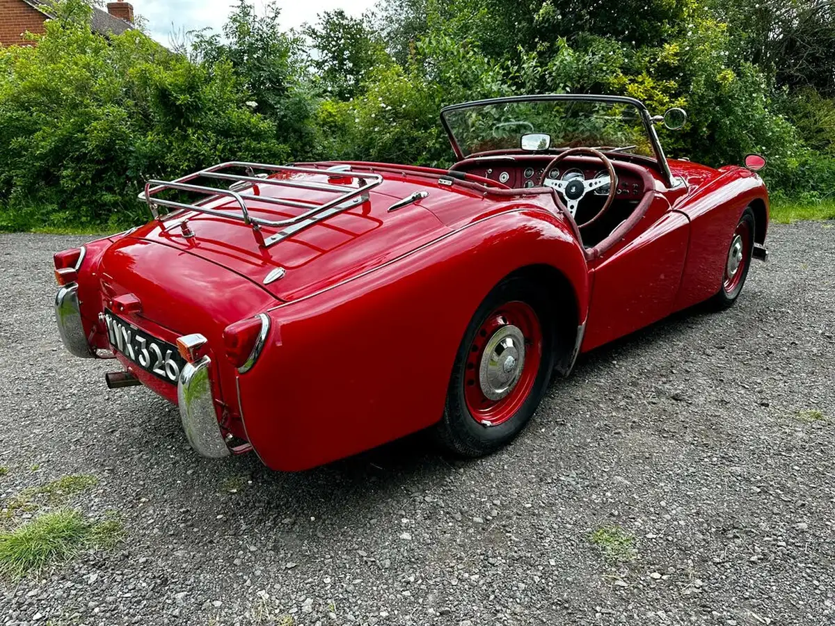 1954-triumph-tr2-20l-roadster-big-5