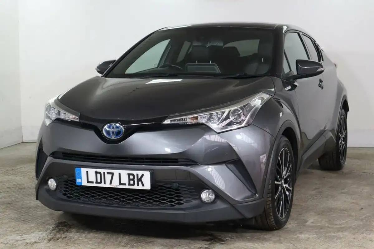 2017-toyota-c-hr-18-vvt-i-excel-big-2