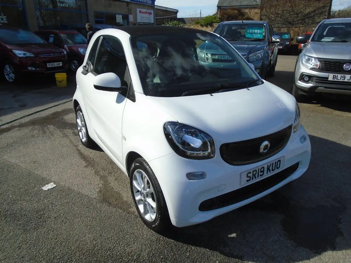 2019-smart-fortwo-10-passion-coupe-big-1