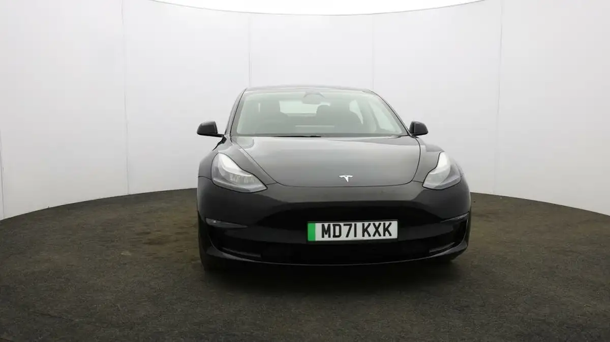 2022-tesla-model-3-e-long-range-big-34