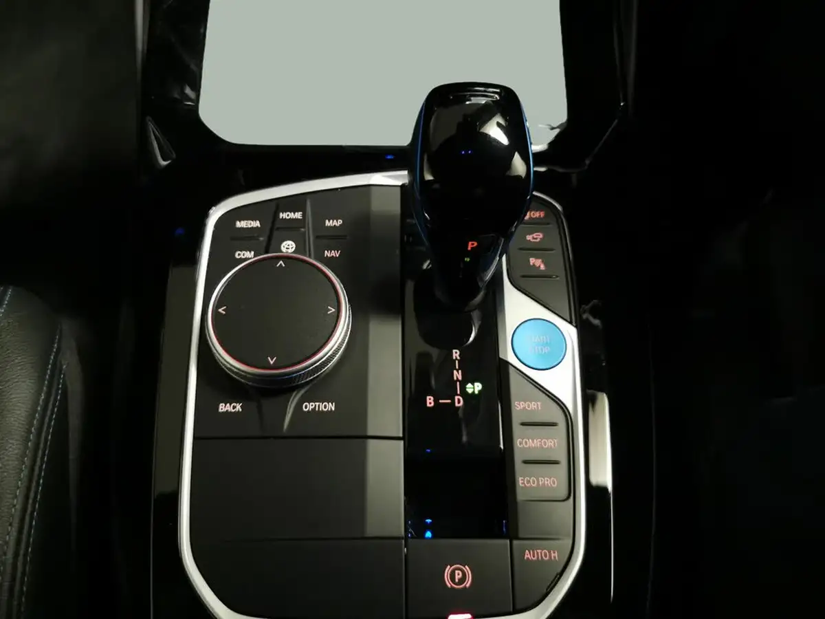 2022-bmw-ix3-e-m-sport-pro-big-23