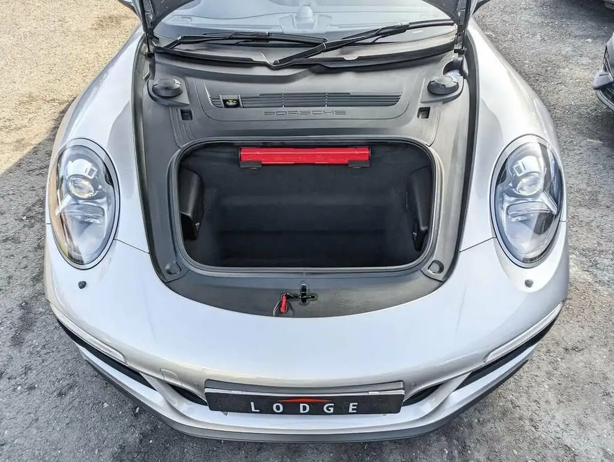 2017-porsche-911-30-carrera-gts-rwd-coupe-pdk-big-22