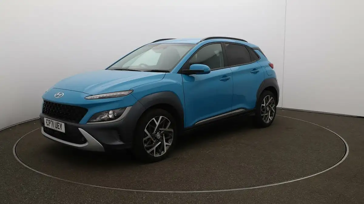 2022-hyundai-kona-16-gdi-premium-big-3