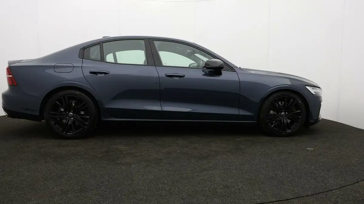 2019-volvo-s60-20-t5-r-design-edition-big-31
