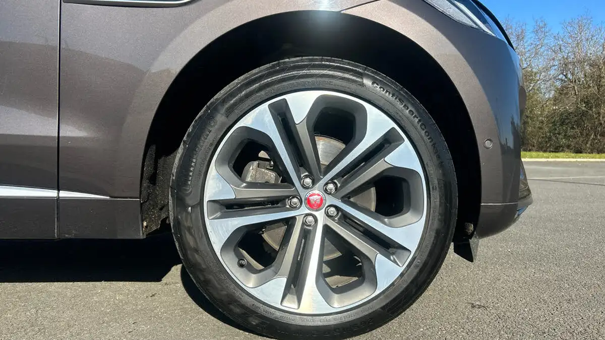 2021-jaguar-f-pace-20-d200-r-dynamic-hse-mhev-big-7