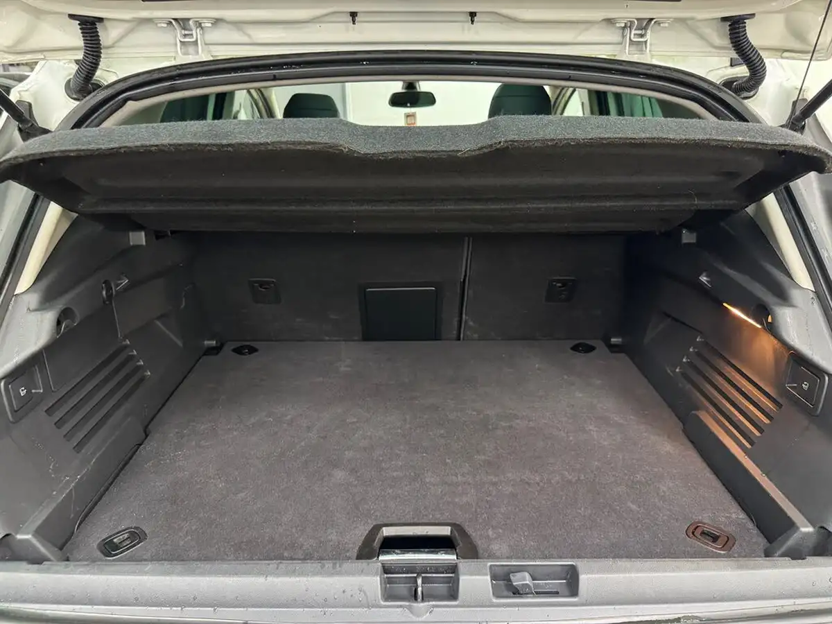 2016-peugeot-3008-crossover-16bluehdi-allure-big-17