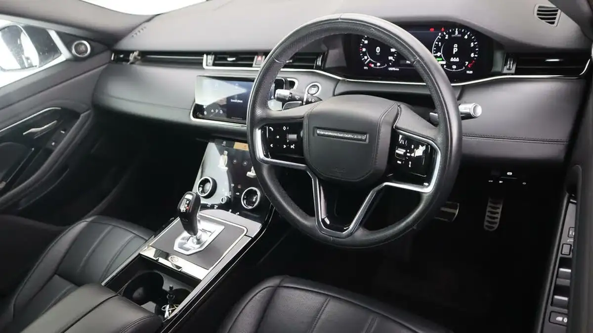 2021-land-rover-range-rover-evoque-15-p300e-r-dynamic-hse-big-9