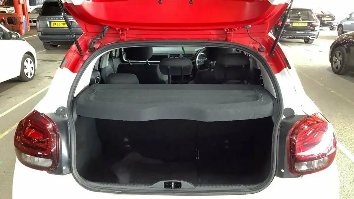 2017-citroen-c3-12-puretech-flair-110ps-ss-big-8