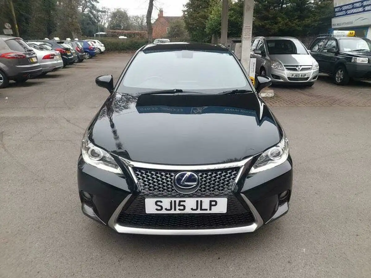 2015-lexus-ct-200h-18-f-sport-cvt-big-9