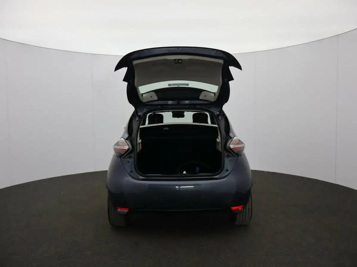2021-renault-zoe-e-iconic-110ps-r110ev50-rapid-charge-big-34