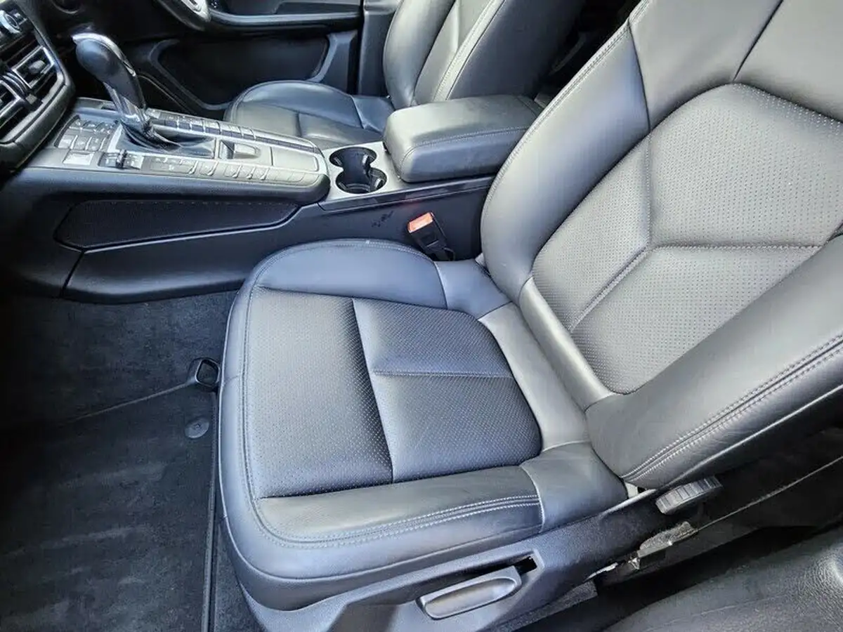 2020-porsche-macan-30-v6-s-big-26