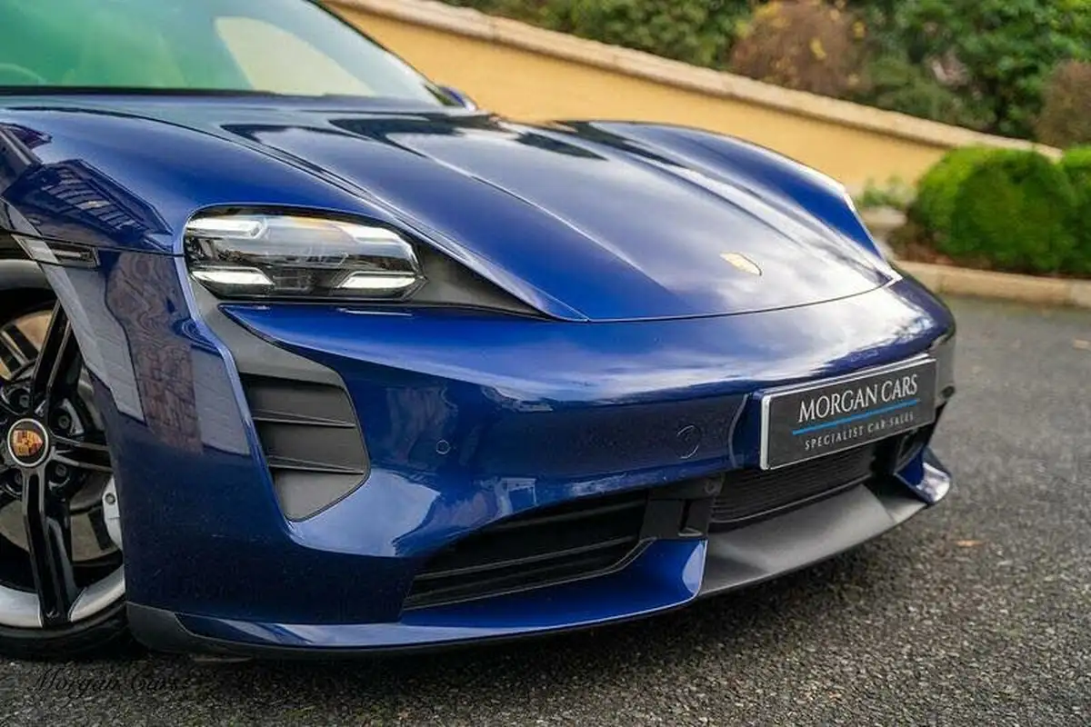 2021-porsche-taycan-e-turbo-performance-battery-plus-big-15