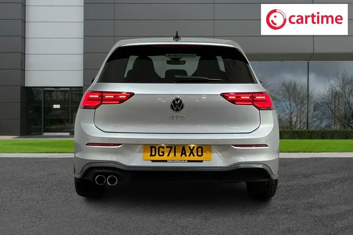 2022-volkswagen-golf-20tdi-gtd-big-5