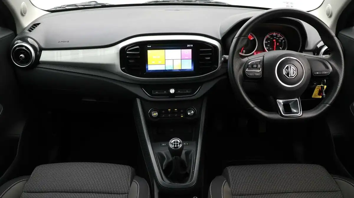 2022-mg-mg3-15-vti-tech-excite-big-13