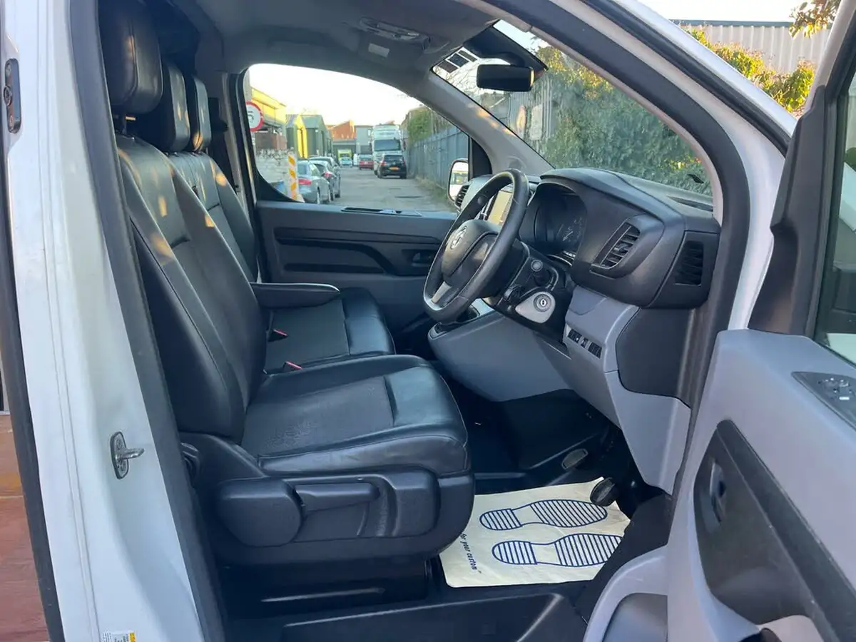 2020-vauxhall-vivaro-15td-2900-l2h1-sportive-big-16