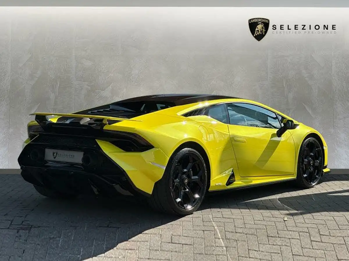 2023-lamborghini-huracan-52-tecnica-big-2