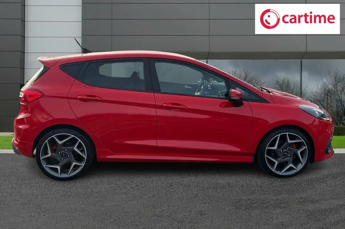 2018-ford-fiesta-15t-st-3-5d-big-1