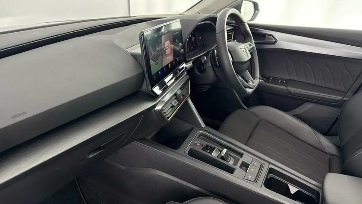 2024-cupra-leon-nf-15-etsi-v1-design-edition-estate-big-1