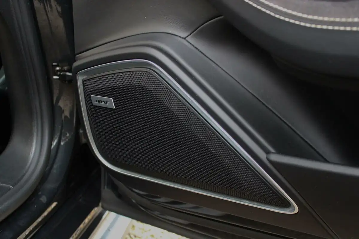 2019-porsche-panamera-40-v8-gts-hatchback-big-8