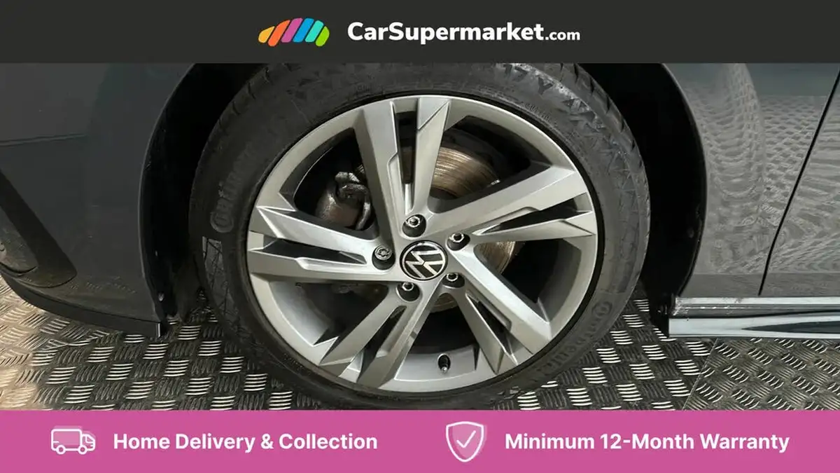 2023-volkswagen-golf-15-etsi-r-line-hatchback-big-18