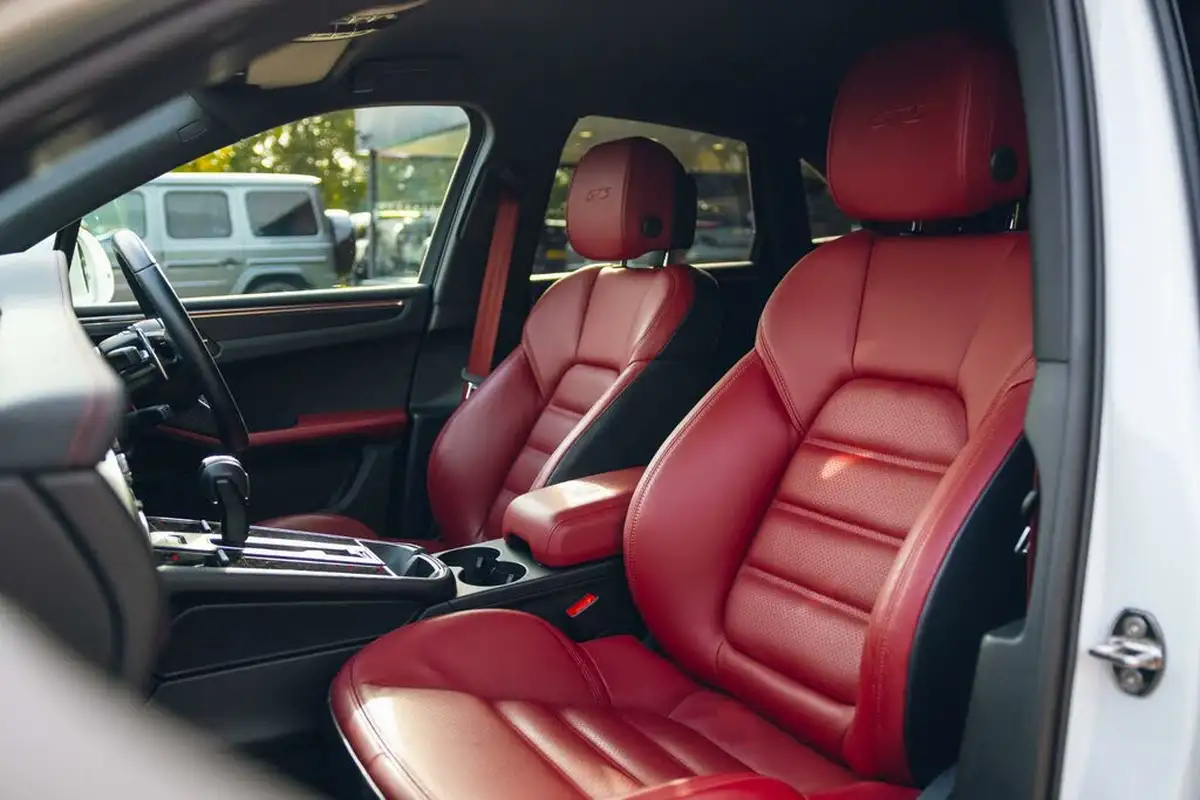 2022-porsche-macan-29-v6-gts-big-3