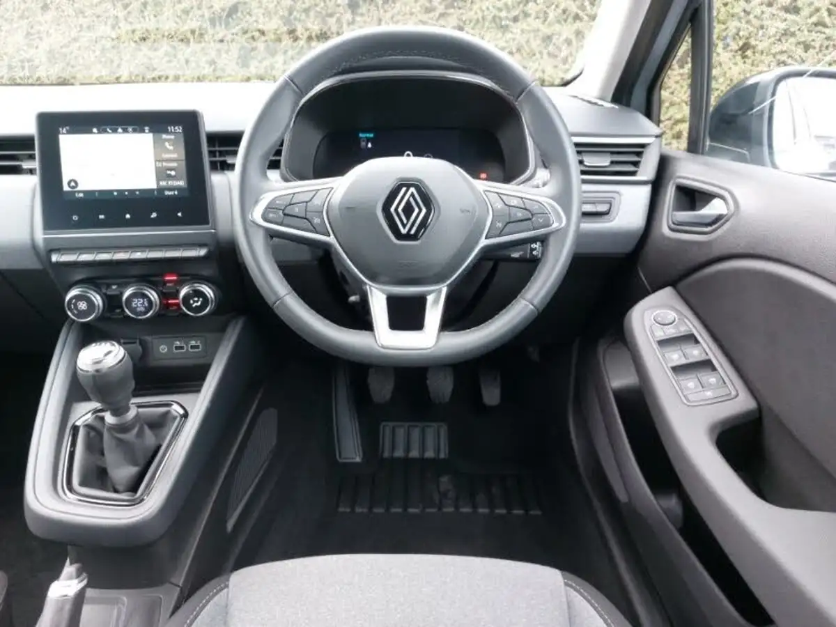 2024-renault-clio-10-tce-evolution-big-6
