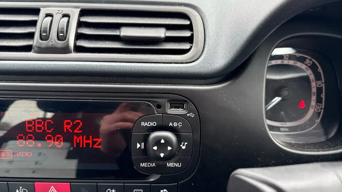 2020-fiat-panda-12-pop-big-22