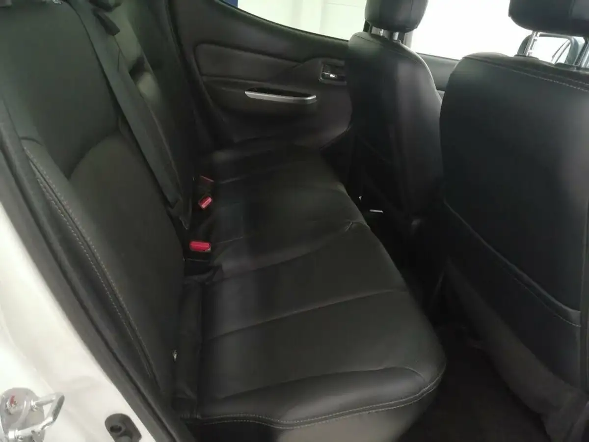 2019-mitsubishi-l200-24di-d-challenger-auto-big-13