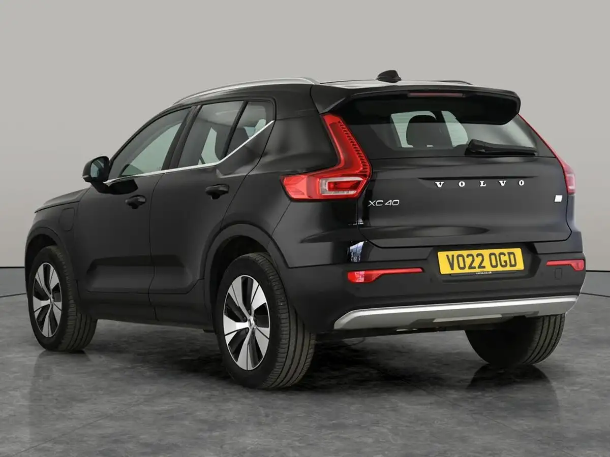 2022-volvo-xc40-15-t4-inscription-expression-big-7