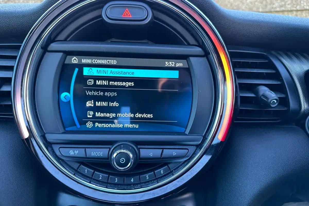 2019-mini-cooper-20-cooper-s-exclusive-189bhp-hatchback-3d-auto-big-31