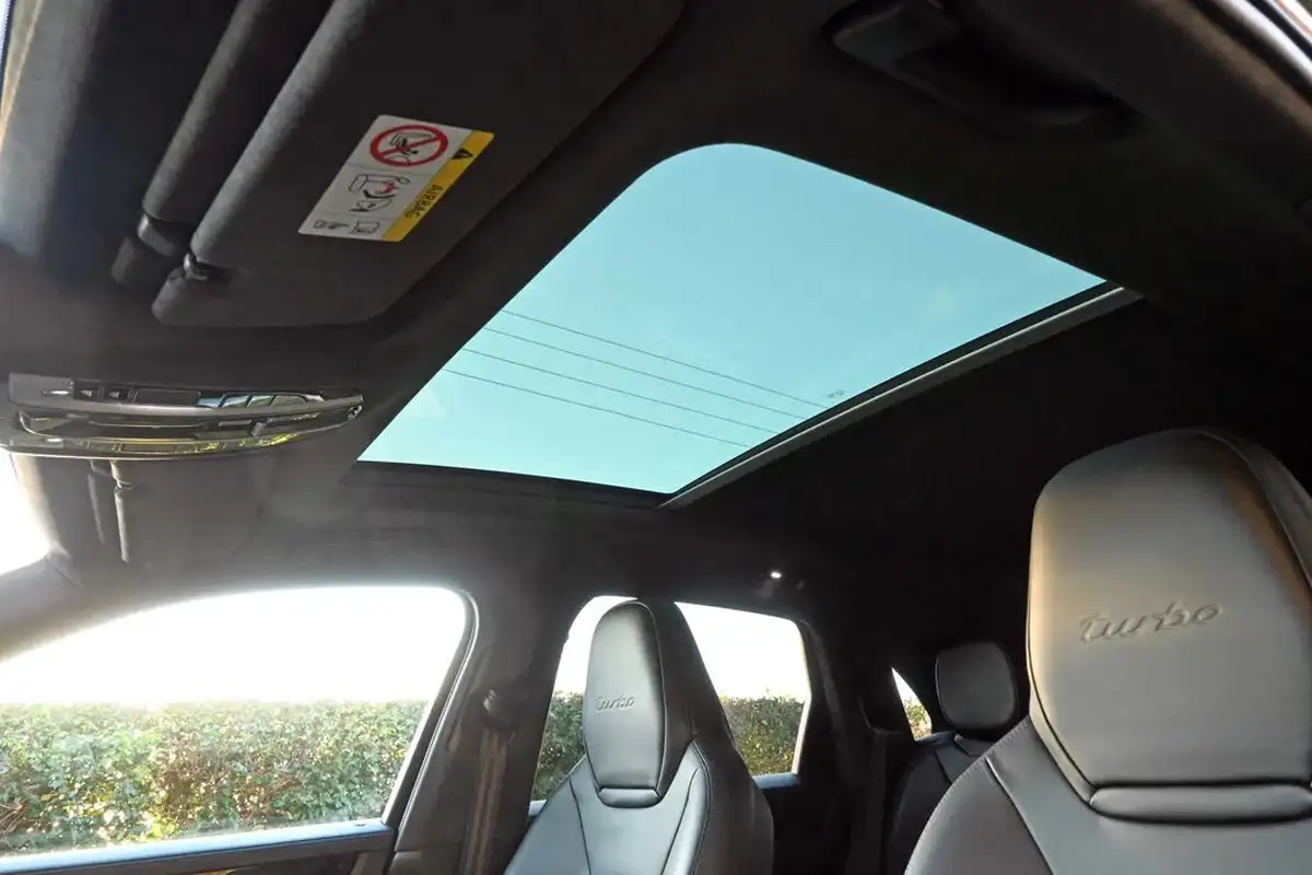 2020-porsche-cayenne-40-v8-turbo-ss-station-wagon-big-27