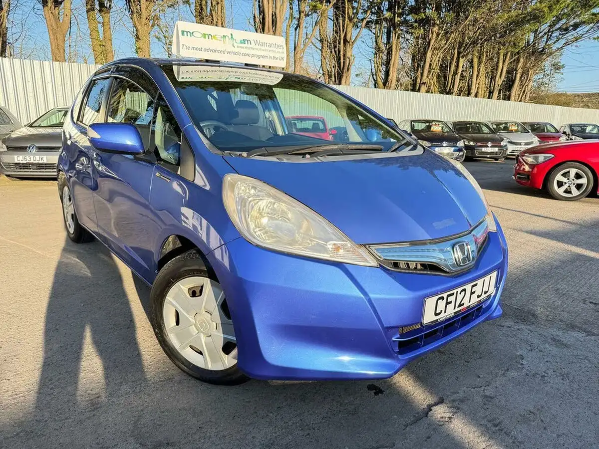 2012-honda-fit-13-hybrid-jazz-big-0