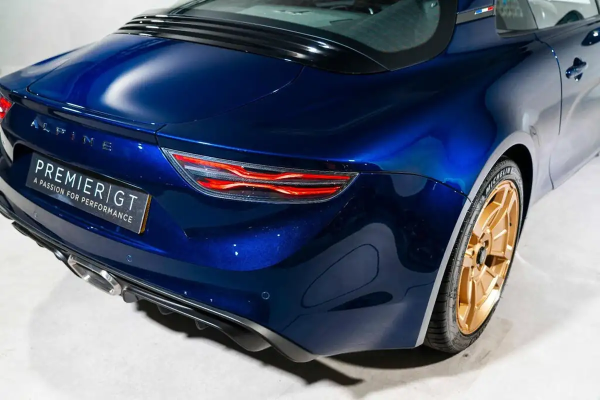 2021-alpine-a110-18-t-legende-big-27