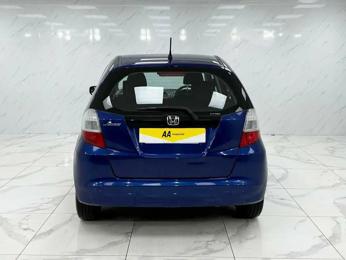 2009-honda-jazz-12-s-1198cc-big-8