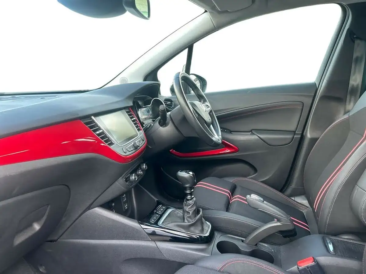 2021-vauxhall-crossland-12-sri-nav-130ps-big-6