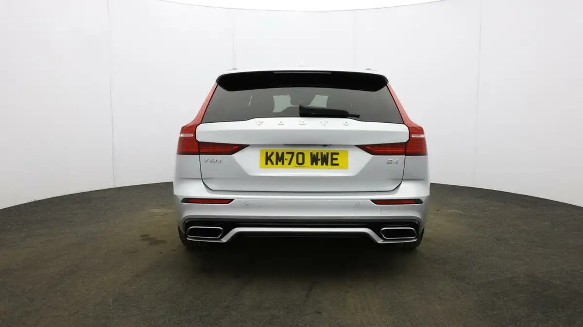 2020-volvo-v60-20-b4-r-design-big-62
