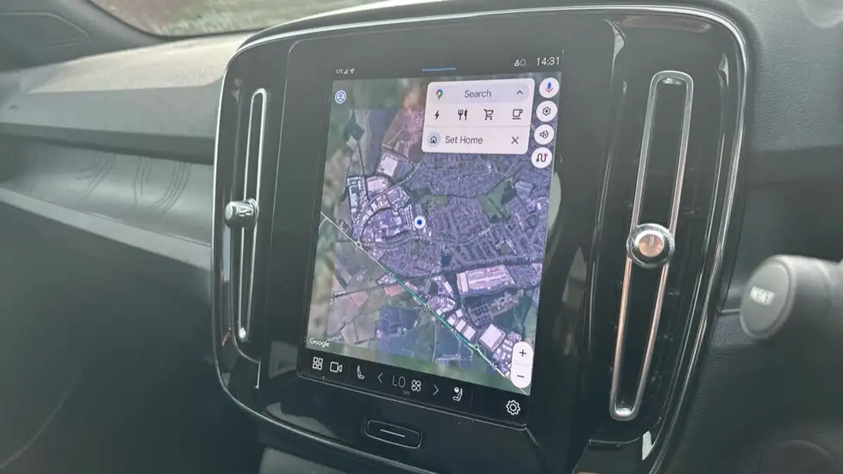 2022-volvo-c40-e-twin-recharge-pro-big-27