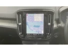 2024-volvo-xc40-20-b4-ultra-bright-small-30