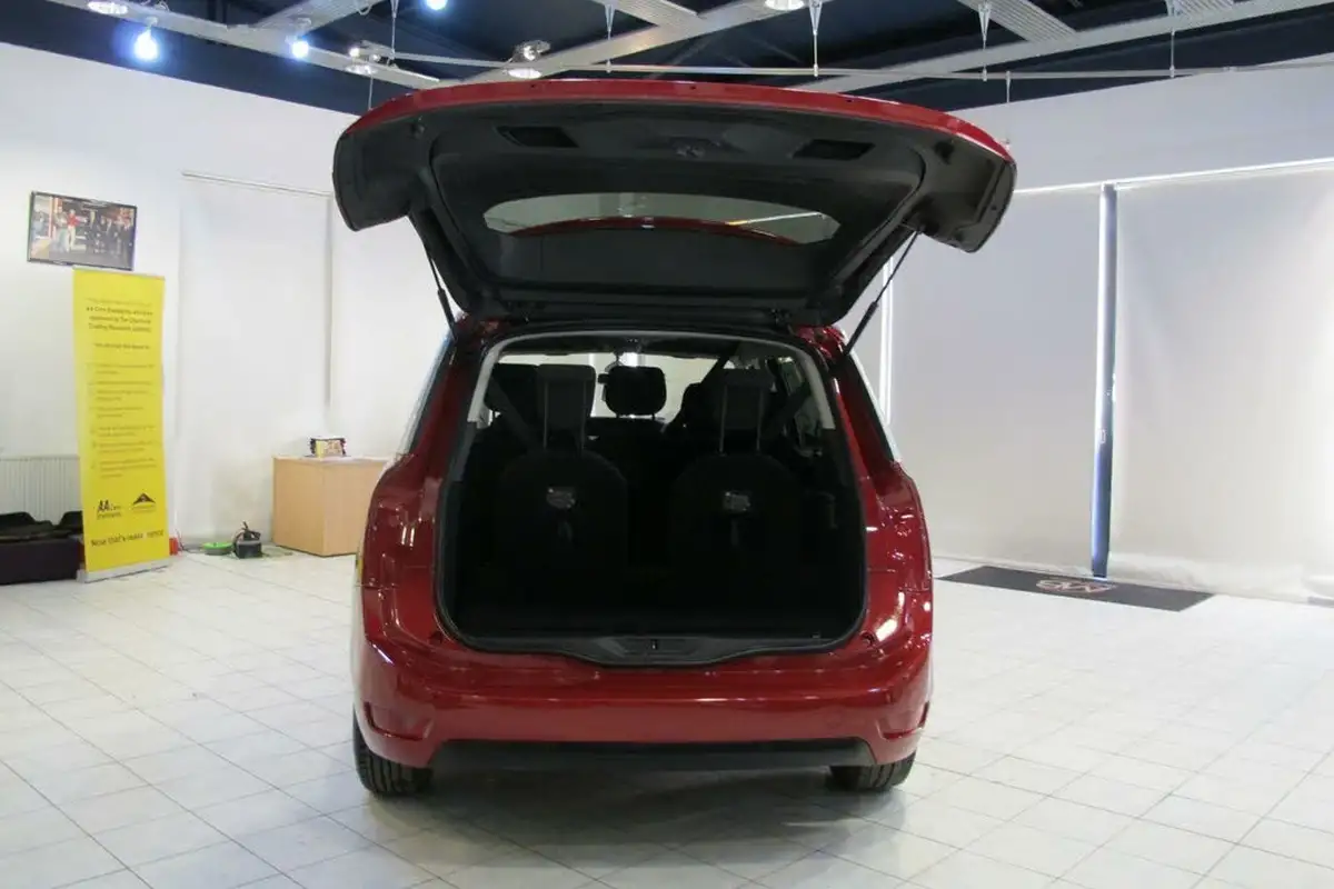 2019-citroen-grand-c4-spacetourer-12-puretech-feel-big-9