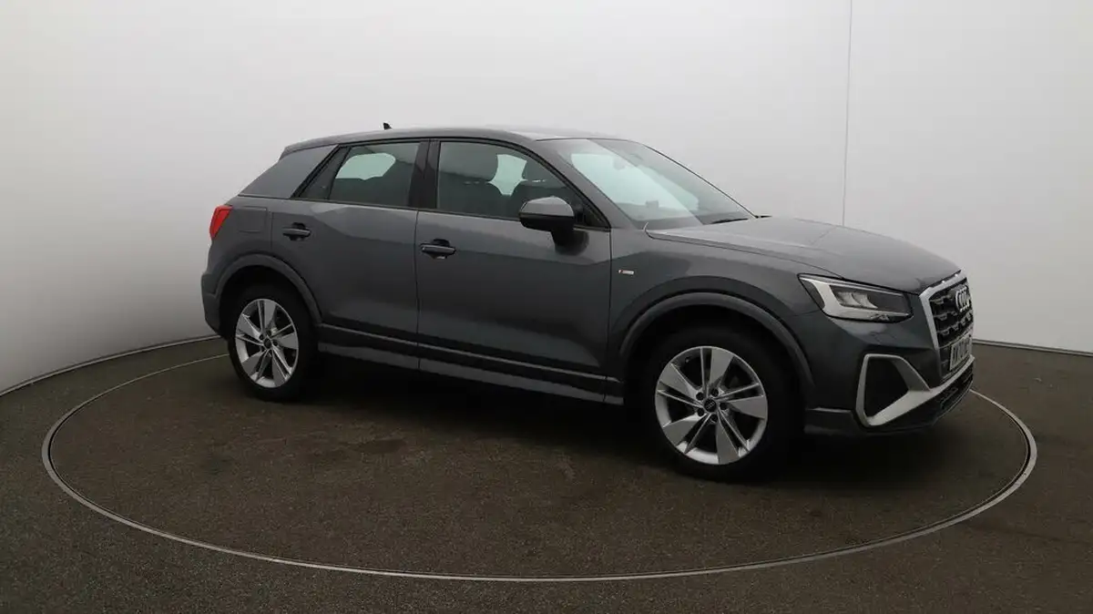 2020-audi-q2-15-35-tfsi-s-line-1498cc-tronic-big-43