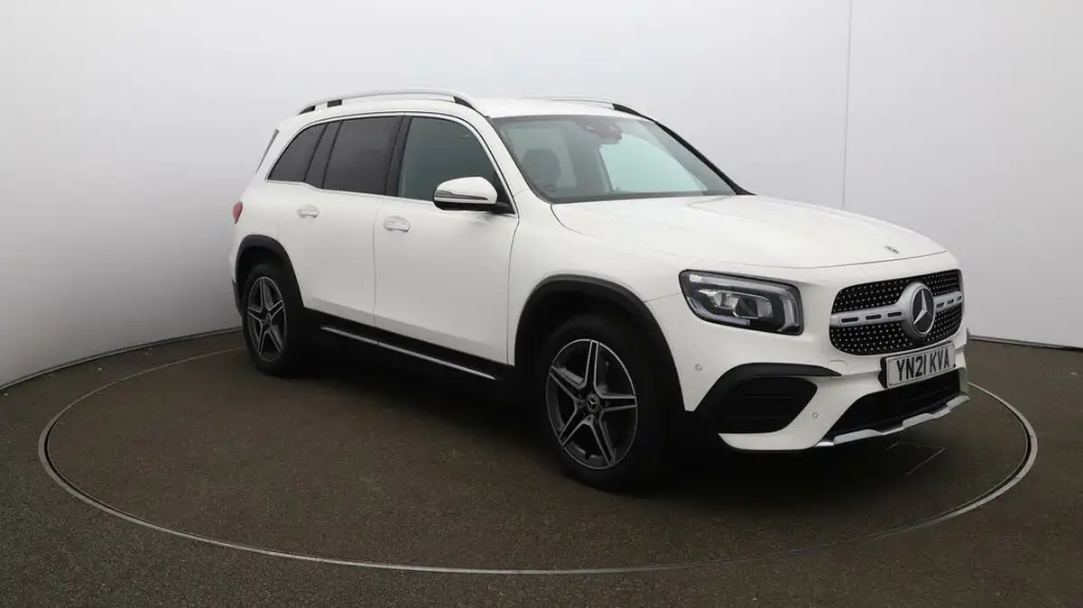 2021-mercedes-benz-glb-class-20d-glb200d-amg-line-premium-4matic-big-1