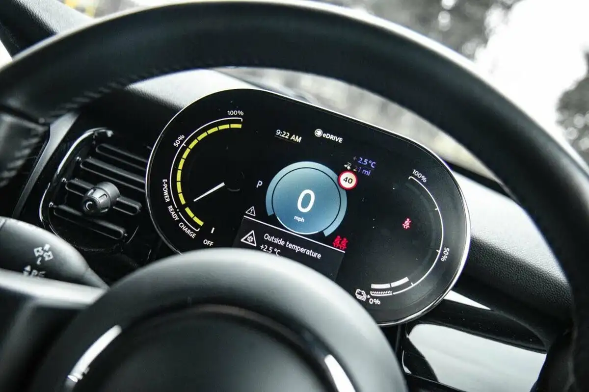 2021-mini-cooper-e-cooper-s-2-big-25