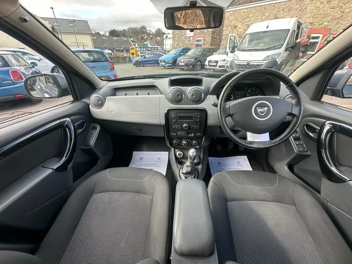2013-dacia-duster-15d-laureate-109bhp-4x4-big-7