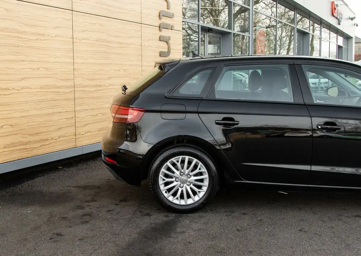 2018-audi-a3-15-tfsi-se-technik-big-7
